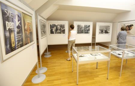 RAZSTAVA FOTOGRAFIJ JANEZA BOGATAJA 09 FOTO LJUBO VUKELIČ